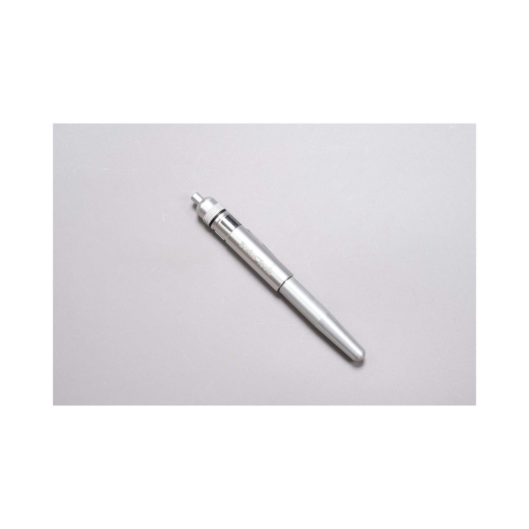 Precyzyjny smarownik do piór Borka (BPO)