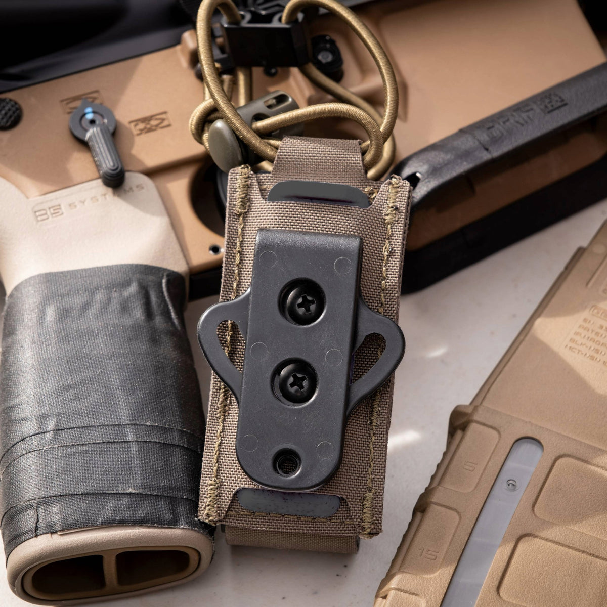 Kore Single Pistol Pouch Swinger Mount
